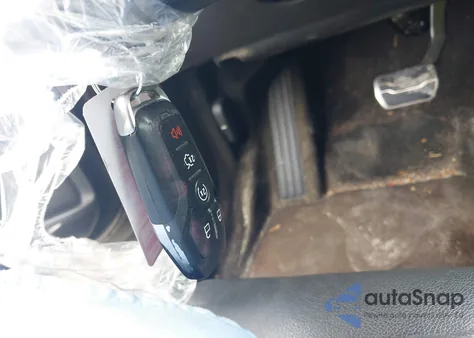 2015 Ford Fusion Hybrid Titanium z USA, uszkodzony, nr VIN 3FA6P0RU0FR218532